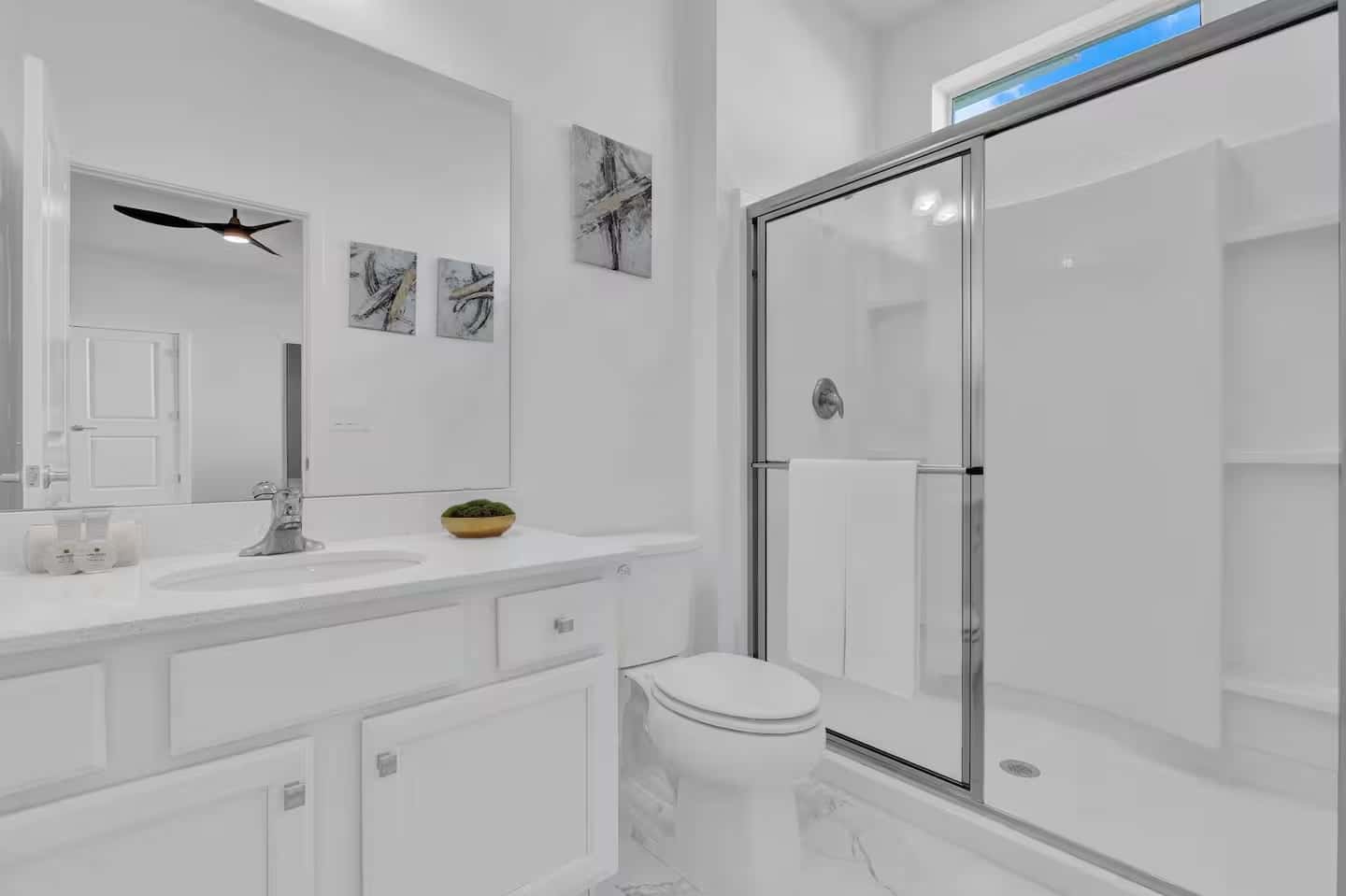 Modern Home at Sonoma! Sleeps 32