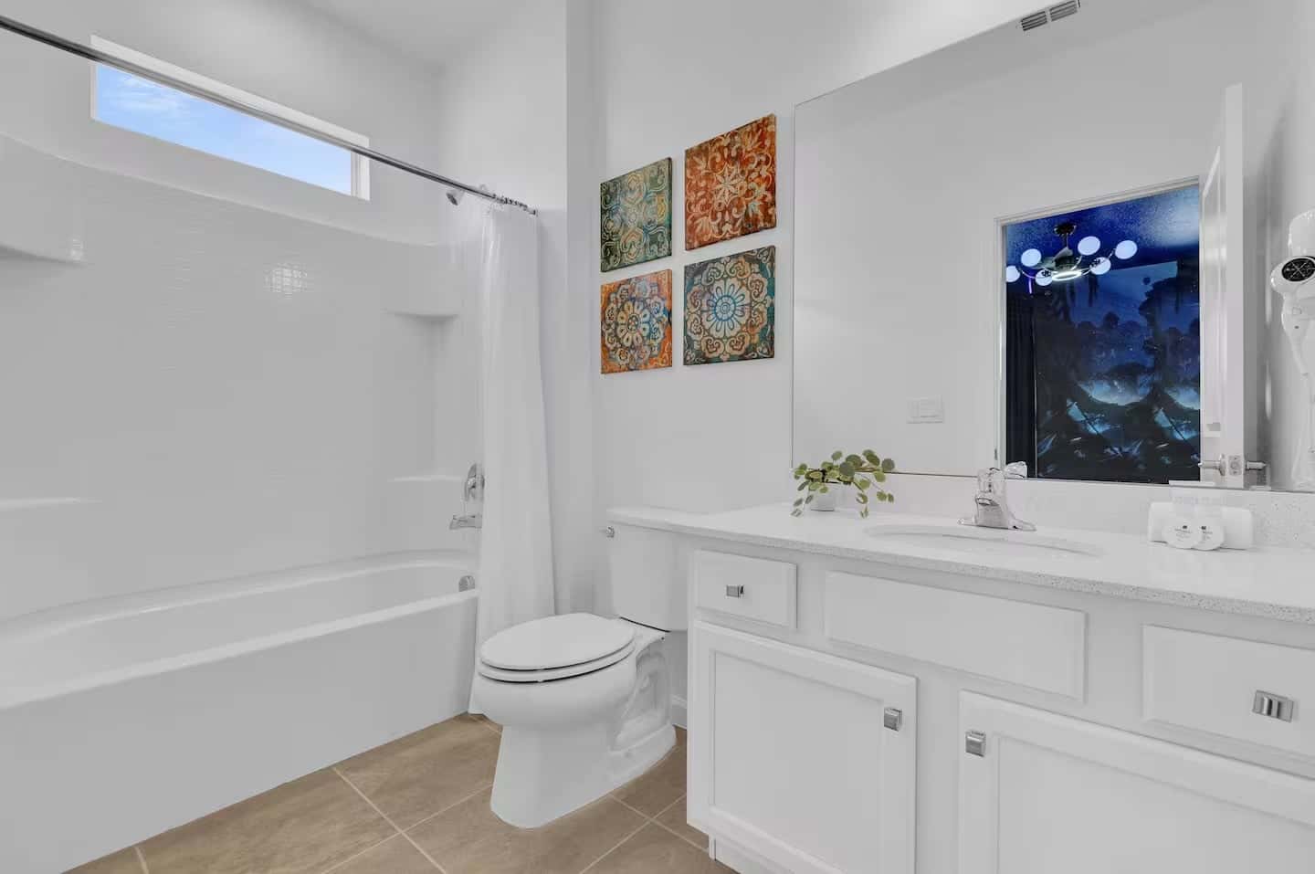 Modern Home at Sonoma! Sleeps 32