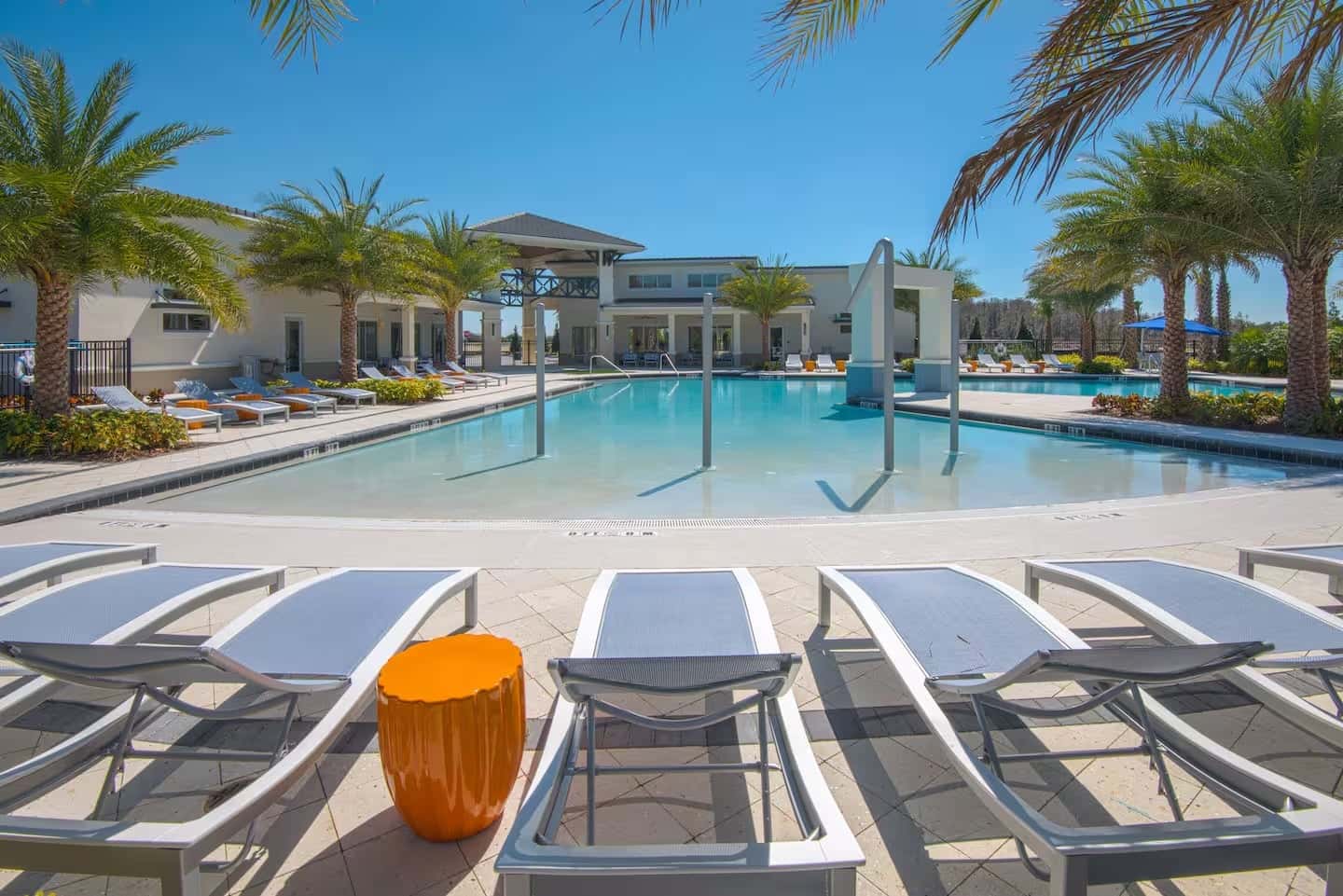 Modern Home at Sonoma! Sleeps 32