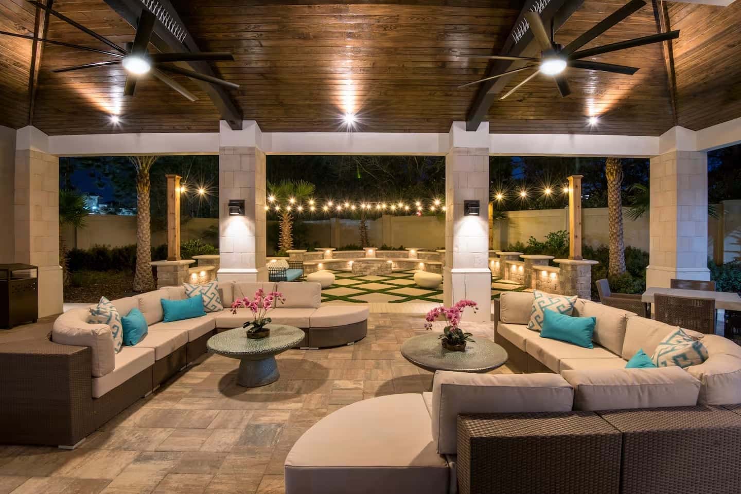 Modern Home at Sonoma! Sleeps 32