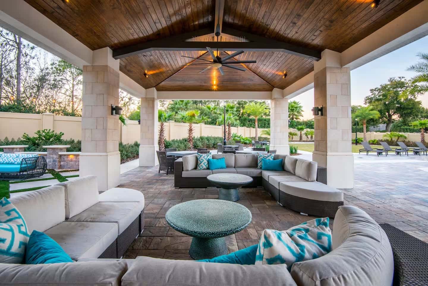 Modern Home at Sonoma! Sleeps 32