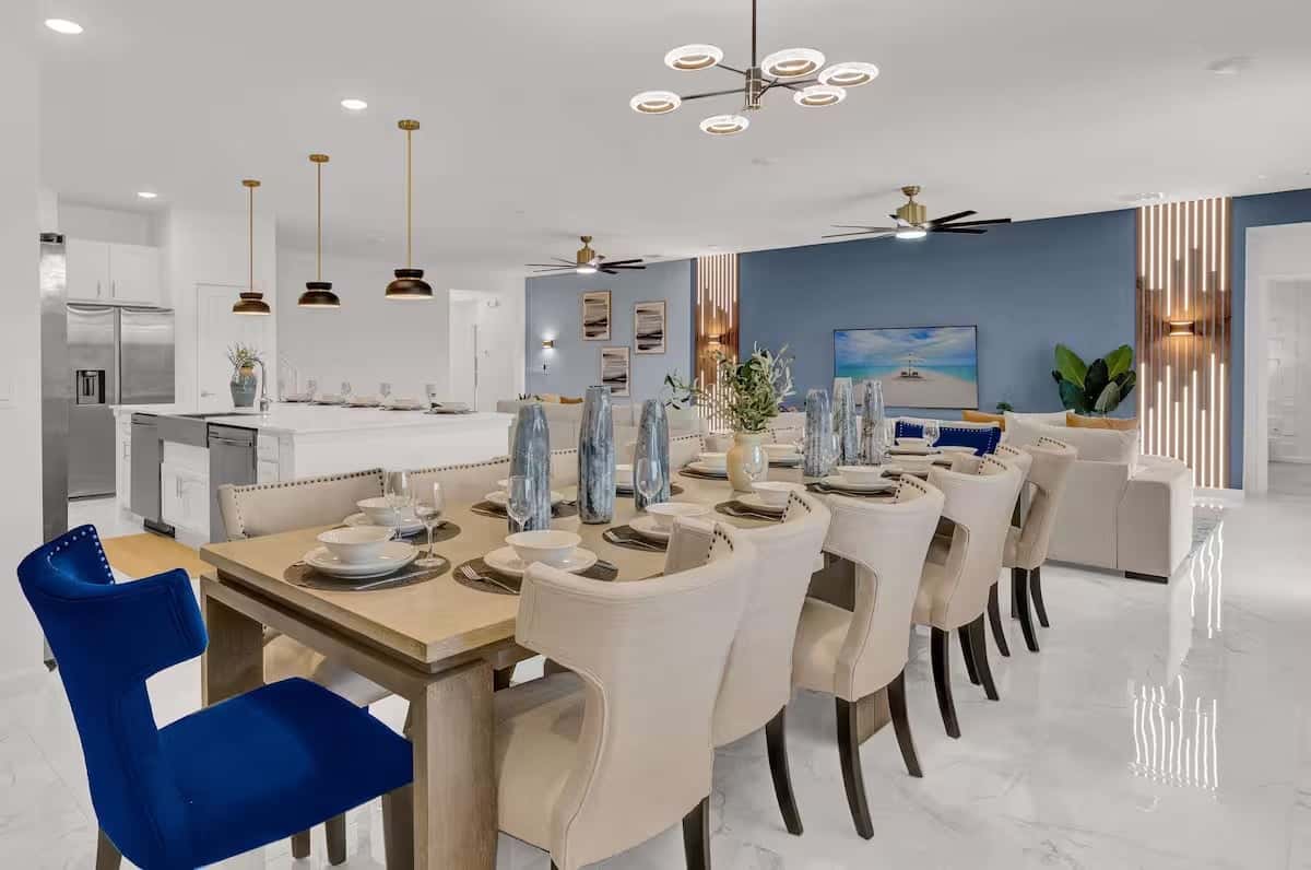 Modern Home at Sonoma! Sleeps 32