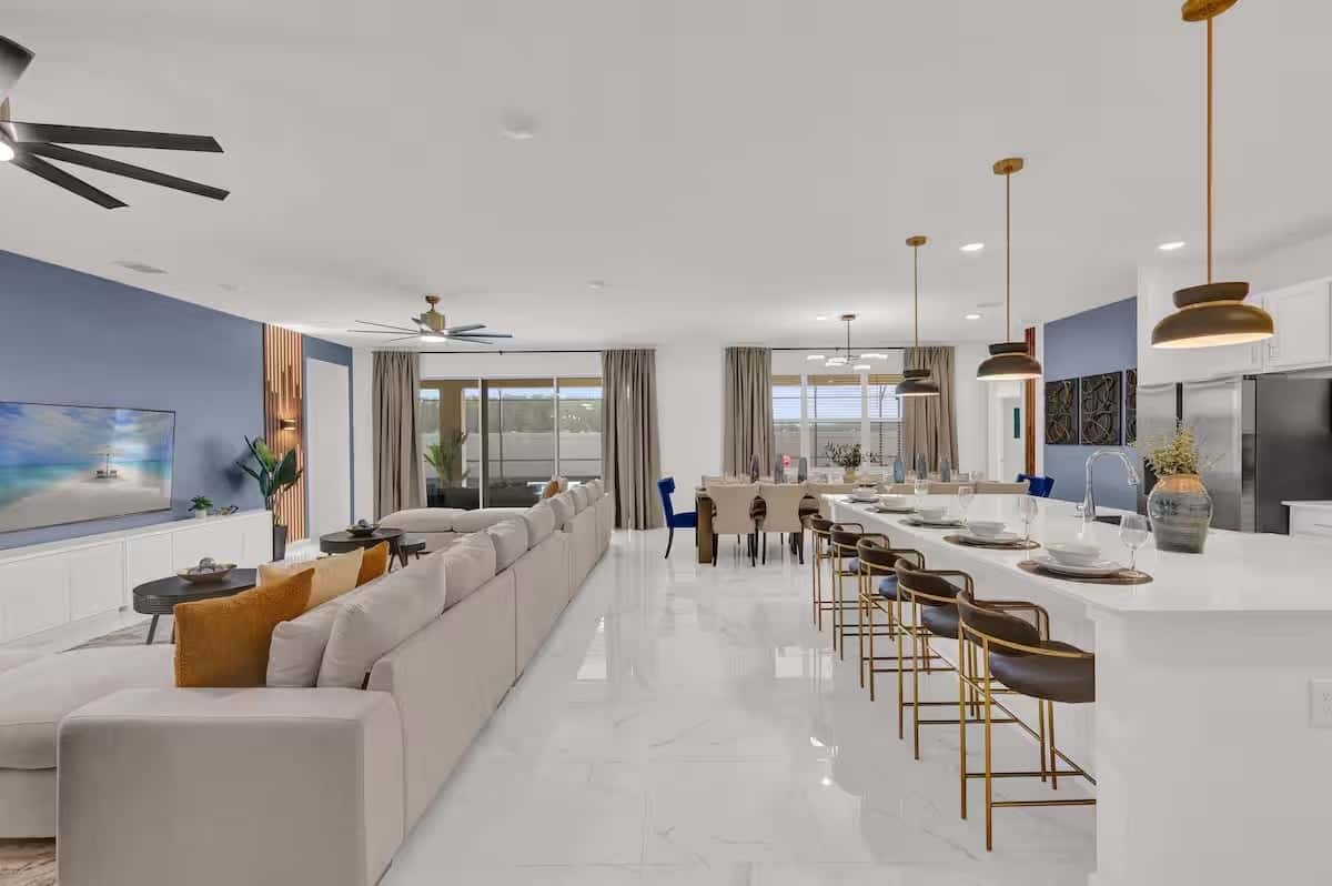 Modern Home at Sonoma! Sleeps 32