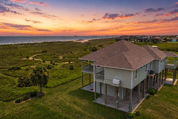 Beachfront + Canal: 4BR/4BA w/ Ocean Views & Fireplace