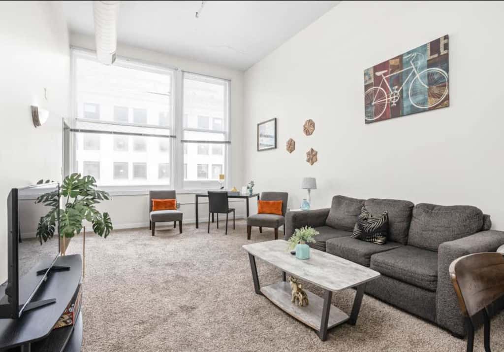 CozySuites 2BR Apt with Direct Skybridge Access