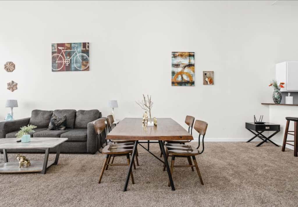 2BR Gym, Skybridge Access| Block by CozySuites