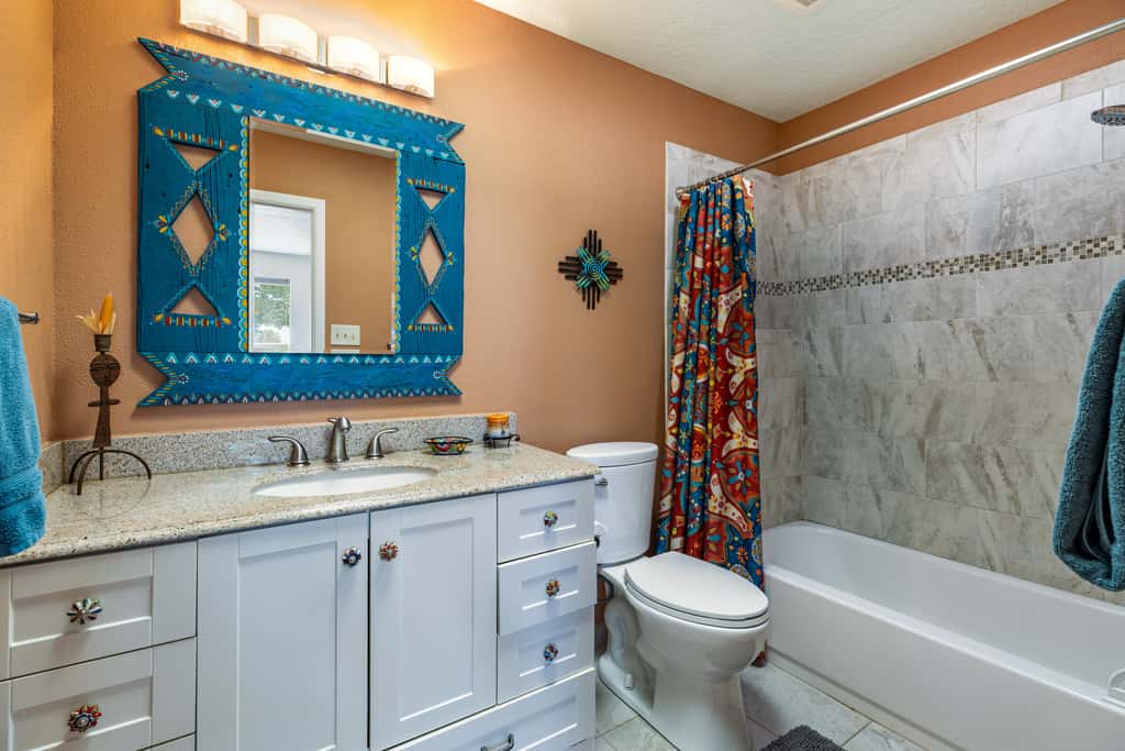 Casa de Colores - Adobe Retreat, Dog-Friendly, AC