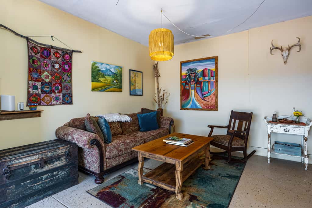 Casa de Colores - Adobe Retreat, Dog-Friendly, AC