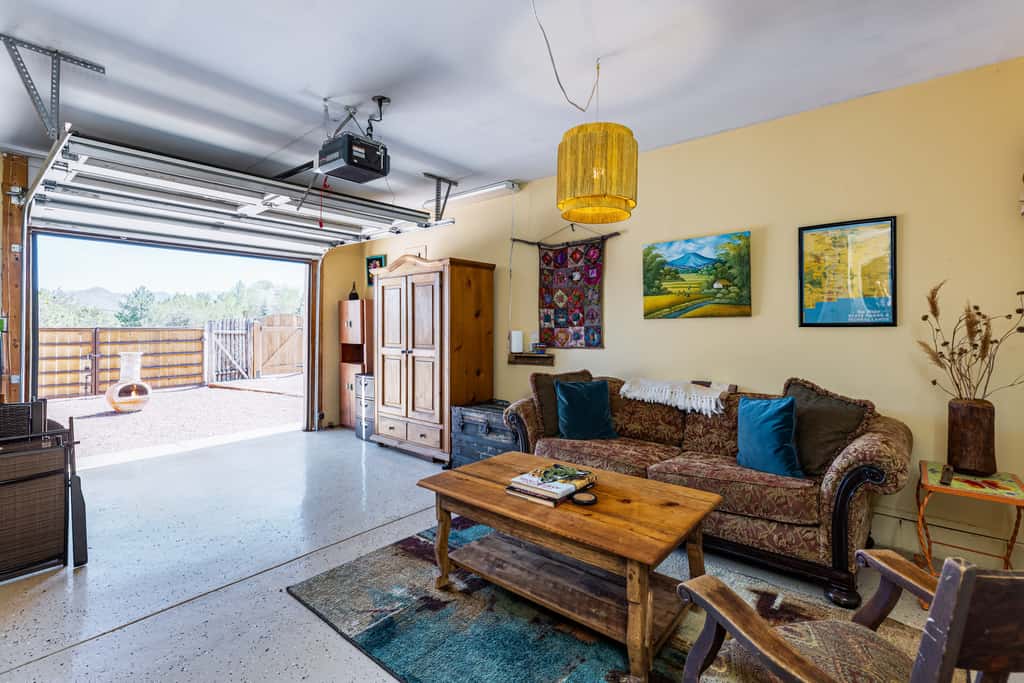 Casa de Colores - Adobe Retreat, Dog-Friendly, AC