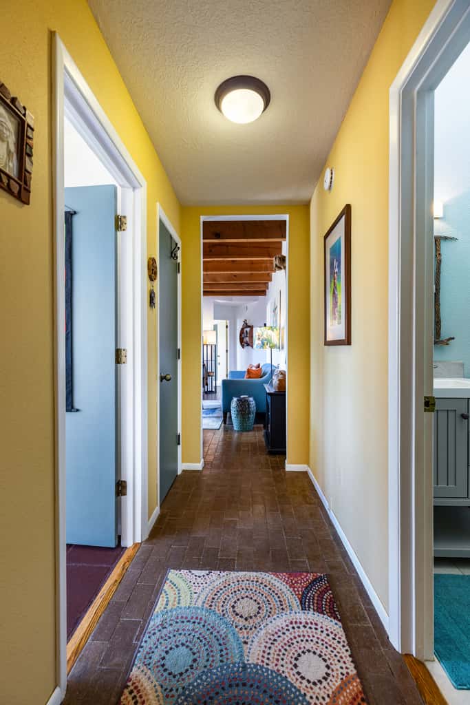 Casa de Colores - Adobe Retreat, Dog-Friendly, AC