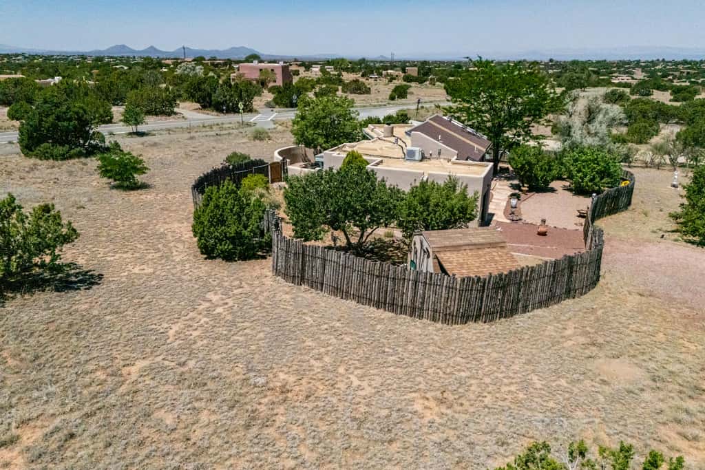 Casa de Colores - Adobe Retreat, Dog-Friendly, AC