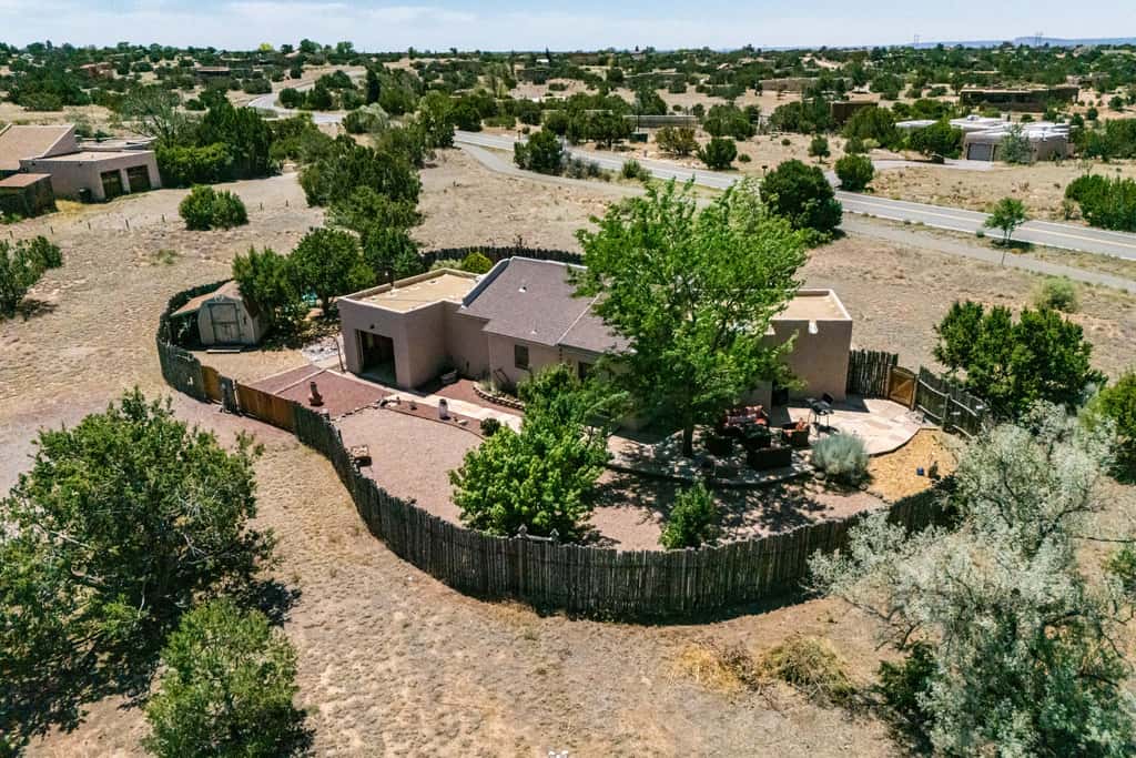 Casa de Colores - Adobe Retreat, Dog-Friendly, AC