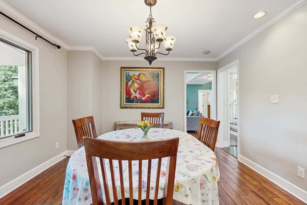 Lake Lure Lakefront House, Private Dock, Multiple Decks, Kayaks, Mountain Views, Gameroom
