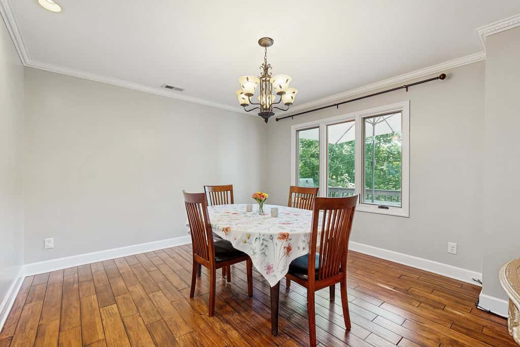 Lake Lure Lakefront House, Private Dock, Multiple Decks, Kayaks, Mountain Views, Gameroom