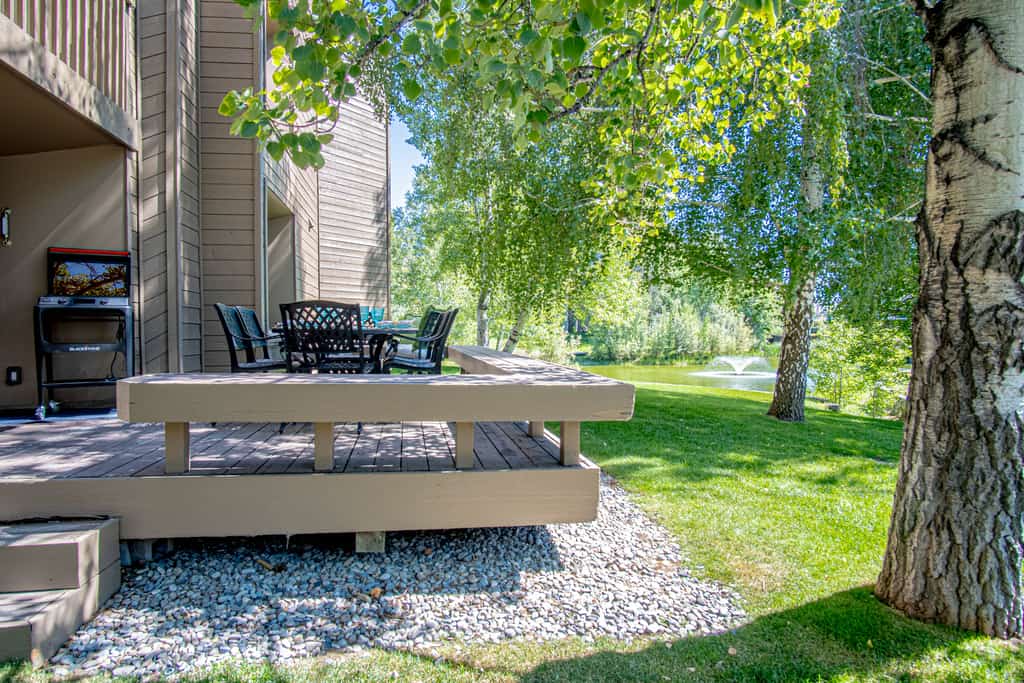 Bonne Vie 2209 Modern 3BD/3BA Sun Valley Condo with Garage, Steps from Elkhorn Resort