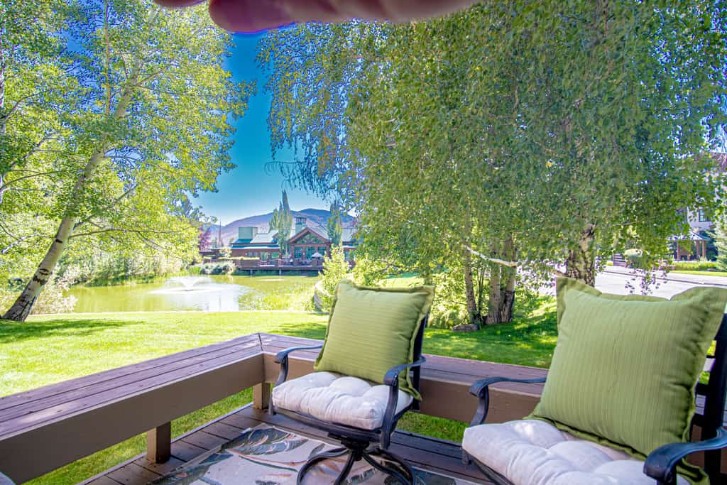 Bonne Vie 2209 Modern 3BD/3BA Sun Valley Condo with Garage, Steps from Elkhorn Resort