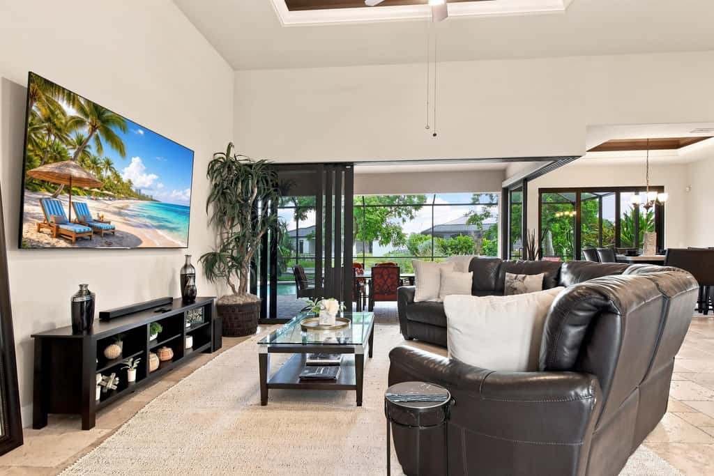 Dog-Friendly Canalfront Retreat with Heated Pool & Kayaks