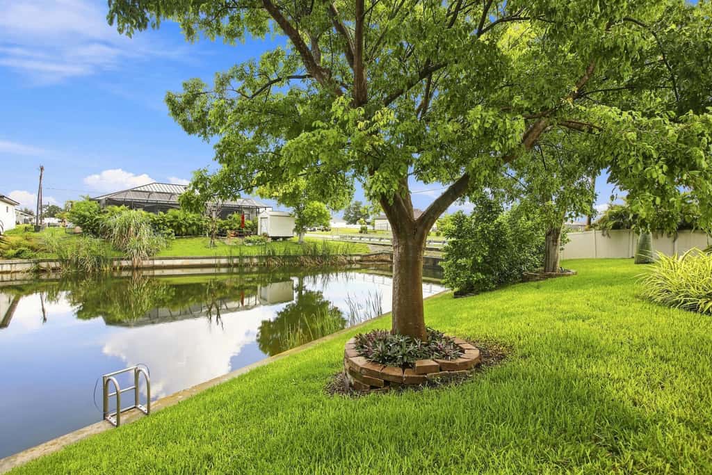 Dog-Friendly Canalfront Retreat with Heated Pool & Kayaks