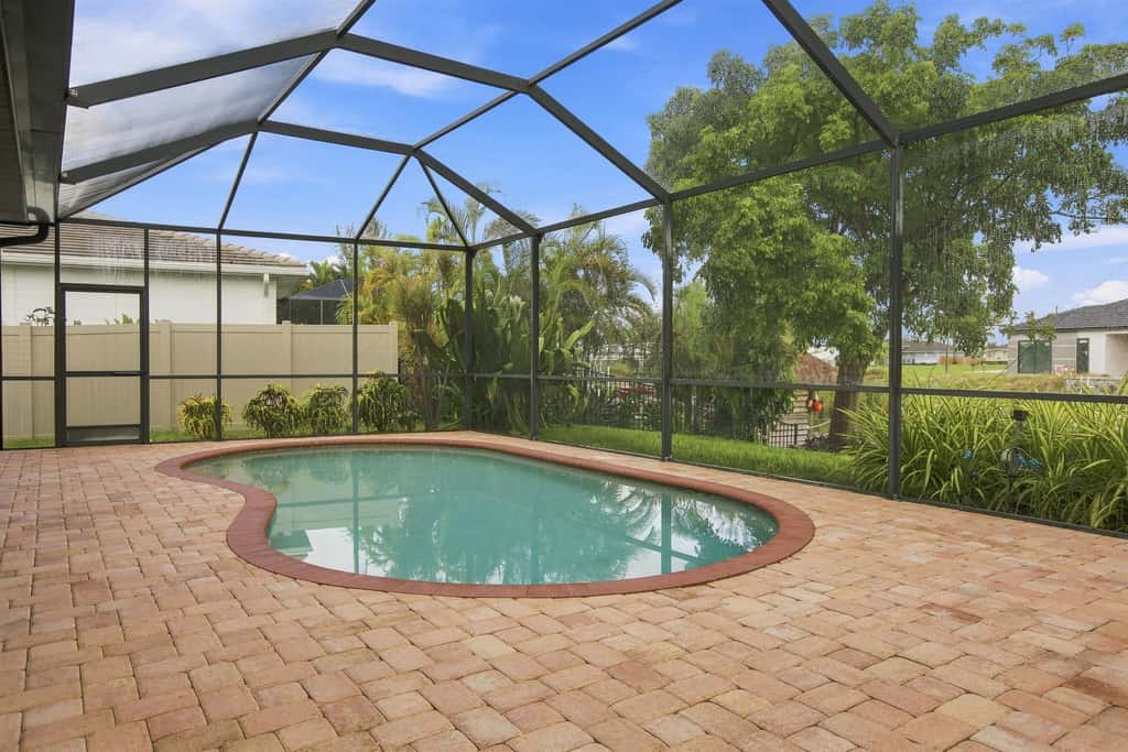 Dog-Friendly Canalfront Retreat with Heated Pool & Kayaks