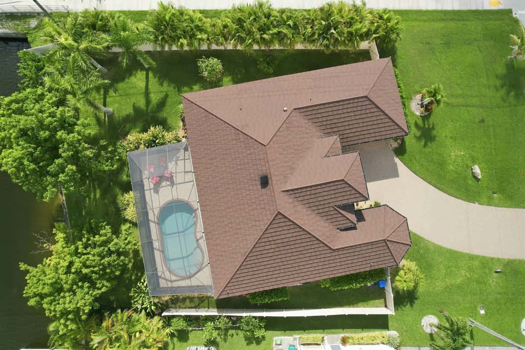Dog-Friendly Canalfront Retreat with Heated Pool & Kayaks