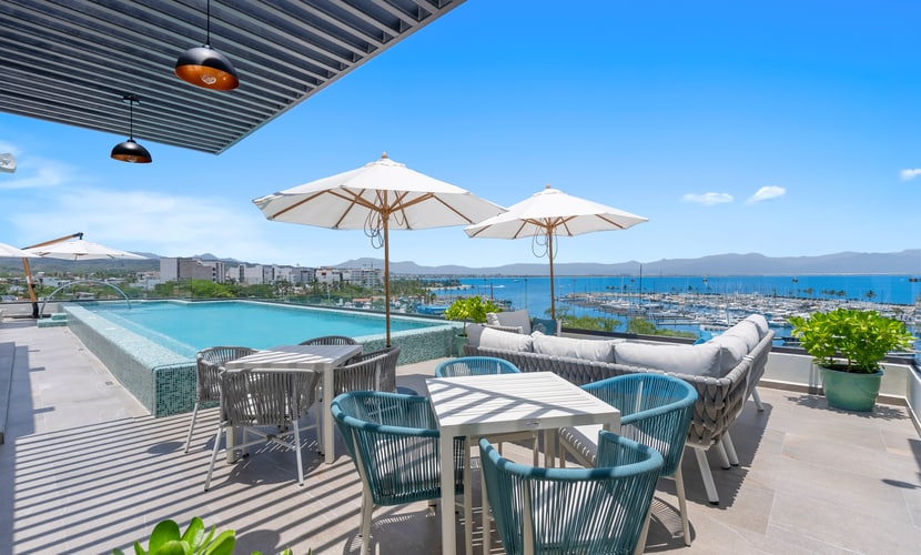 2BR/2BA Condo, Rooftop Pool, Beach Club Access, AC – Sleeps 6, La Cruz, Nayarit