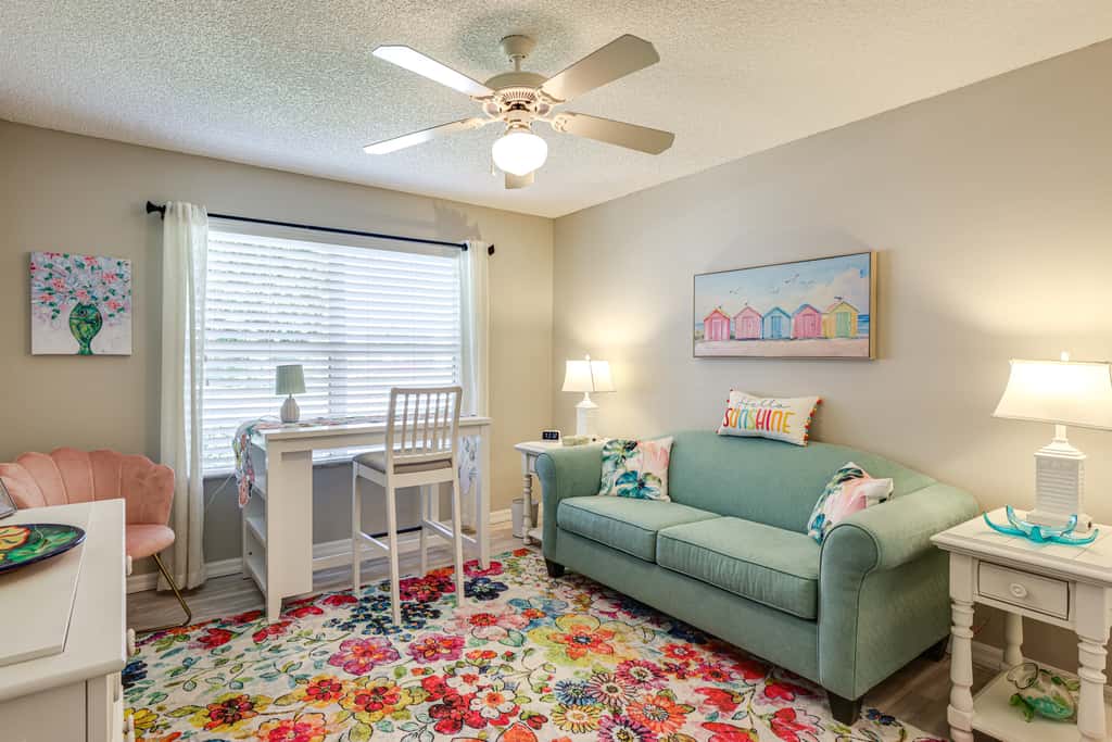 Golf, Dine & Relax Poolside! The Villages Retreat