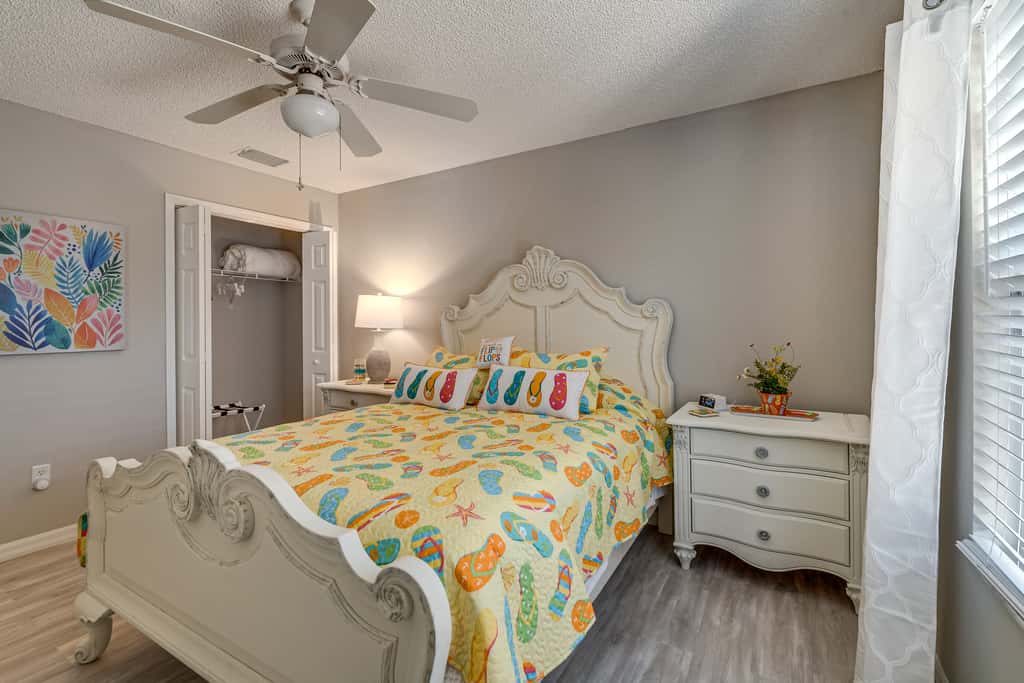Golf, Dine & Relax Poolside! The Villages Retreat