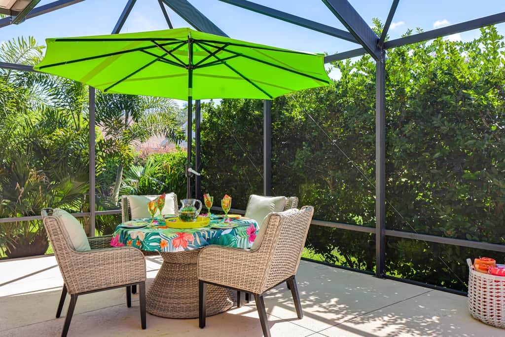 Golf, Dine & Relax Poolside! The Villages Retreat