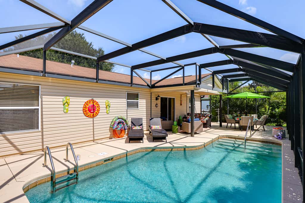 Golf, Dine & Relax Poolside! The Villages Retreat