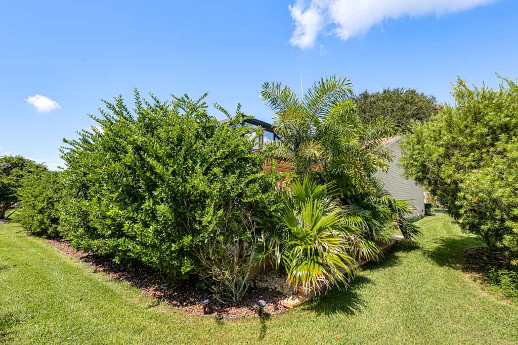 Golf, Dine & Relax Poolside! The Villages Retreat