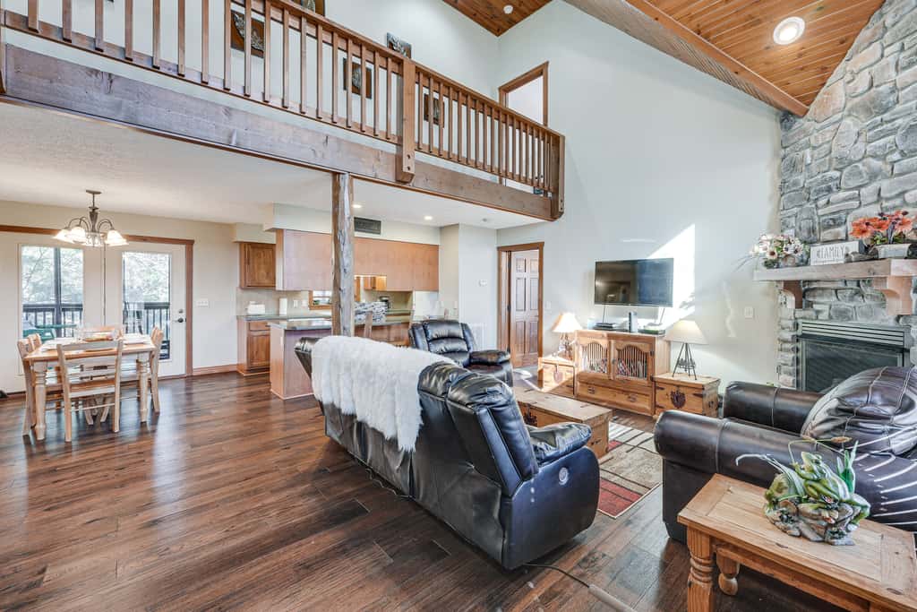 Families Welcome! Branson Resort-Style Getaway