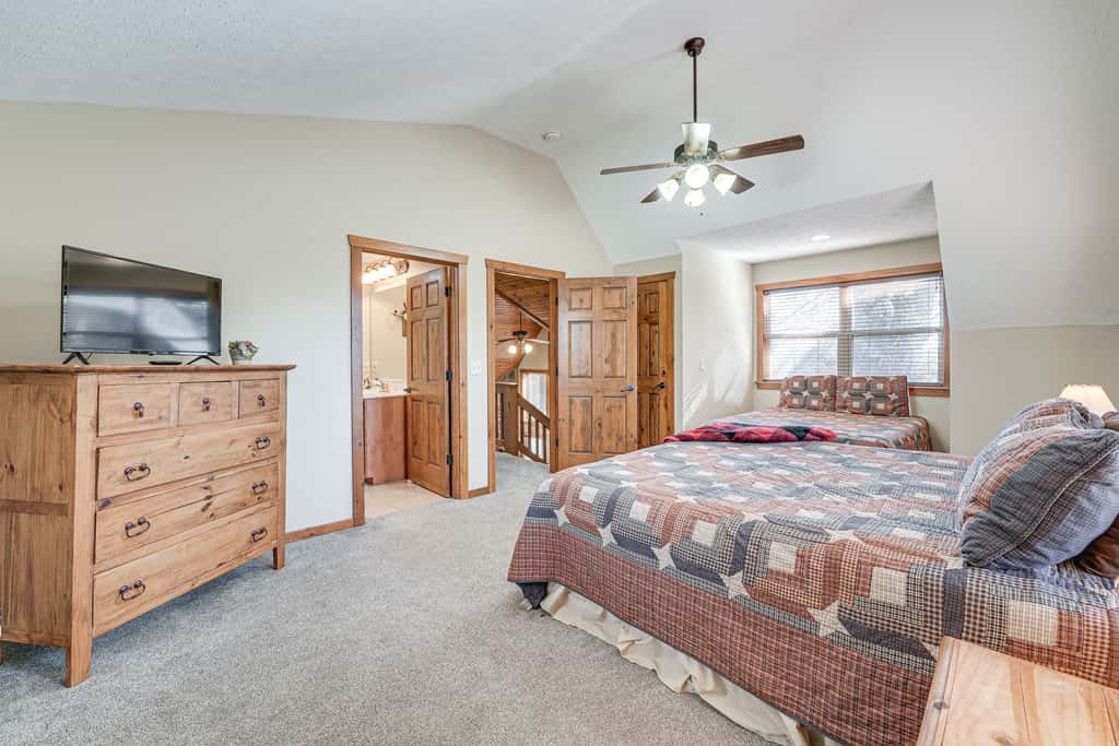 Families Welcome! Branson Resort-Style Getaway