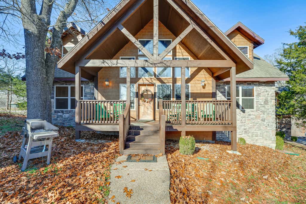 Families Welcome! Branson Resort-Style Getaway