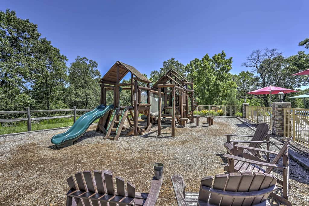Families Welcome! Branson Resort-Style Getaway