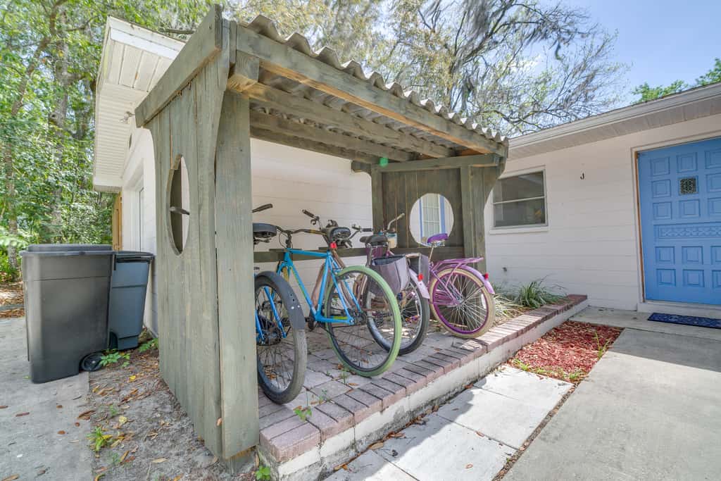 Dock & Kayaks: Riverfront Dunnellon Home!