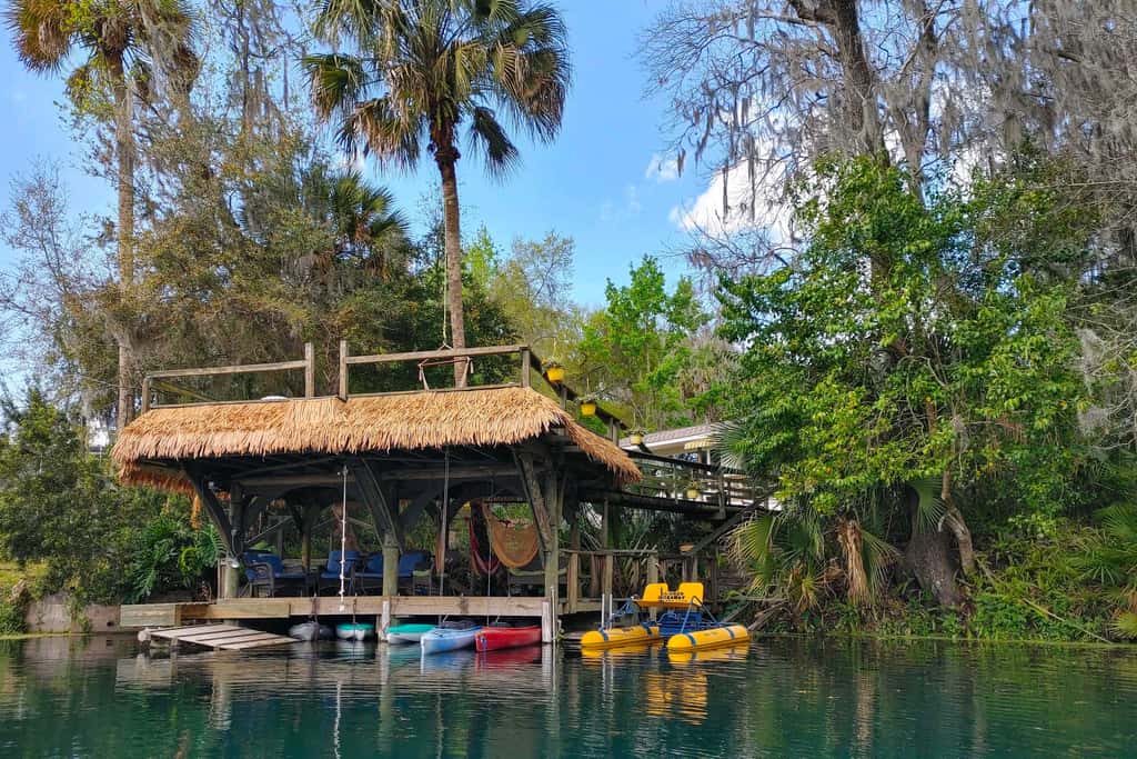 Dock & Kayaks: Riverfront Dunnellon Home!