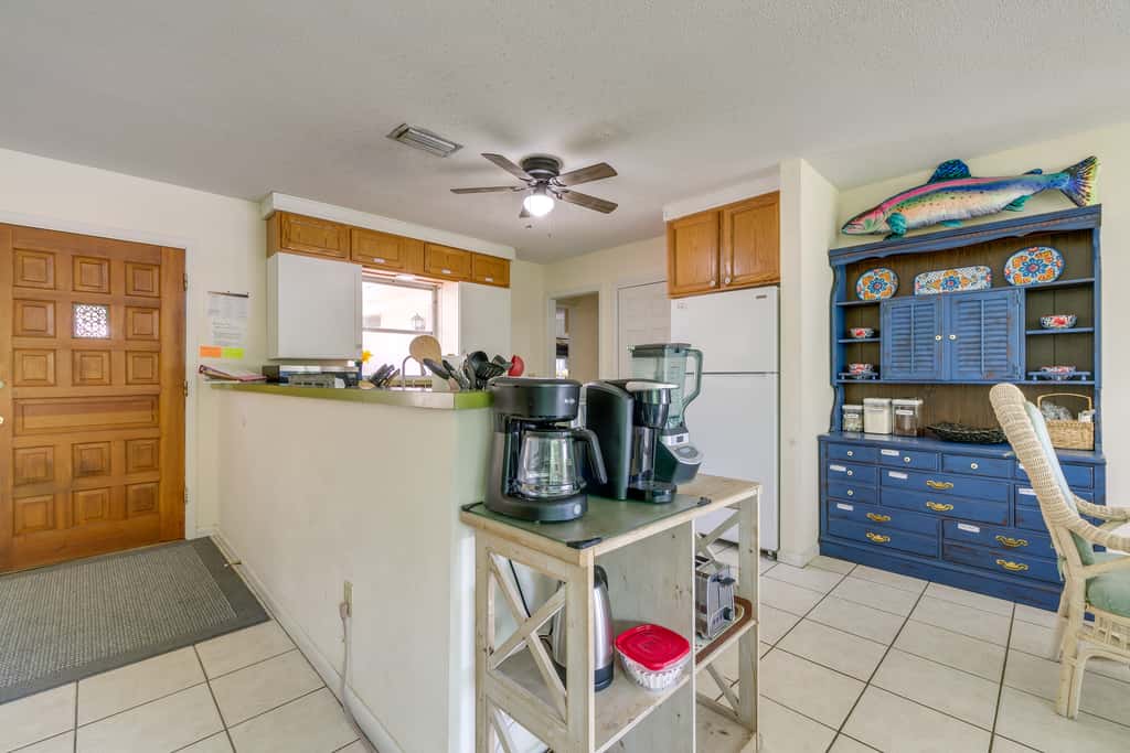 Dock & Kayaks: Riverfront Dunnellon Home!