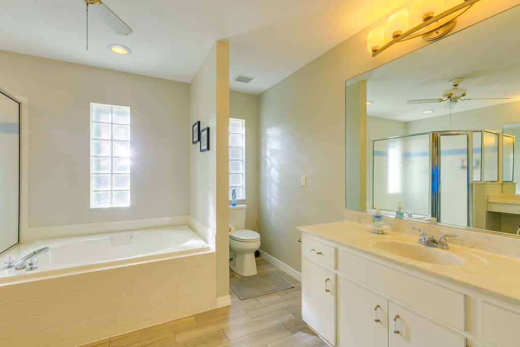 3 Mi to Dunnellon Historic District: Home w/ Lanai
