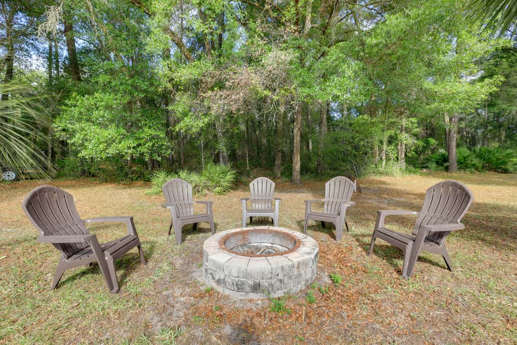 3 Mi to Dunnellon Historic District: Home w/ Lanai