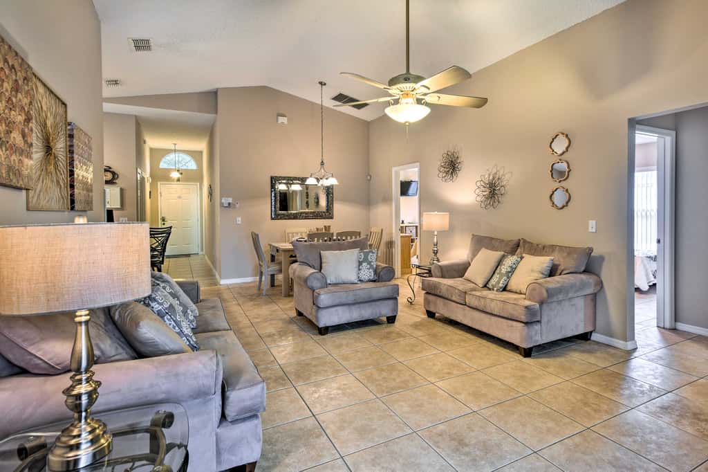 Clermont Home w/ Pool & Game Room: 10 Mi to Parks!