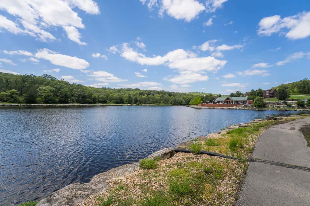 6 Mi to Branson Strip! Lakefront Home w/ Fireplace