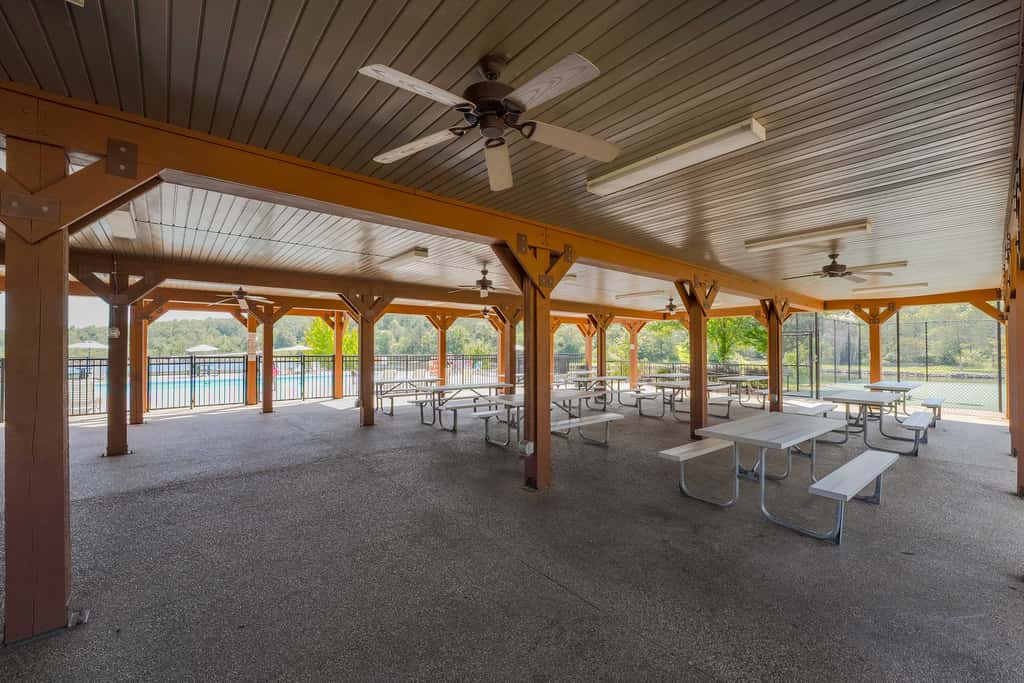 6 Mi to Branson Strip! Lakefront Home w/ Fireplace