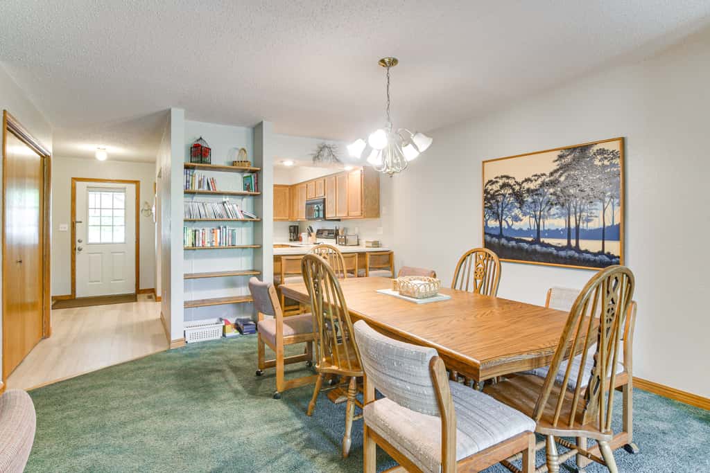 Cozy Branson Townhome 1 Mi to Silver Dollar City!