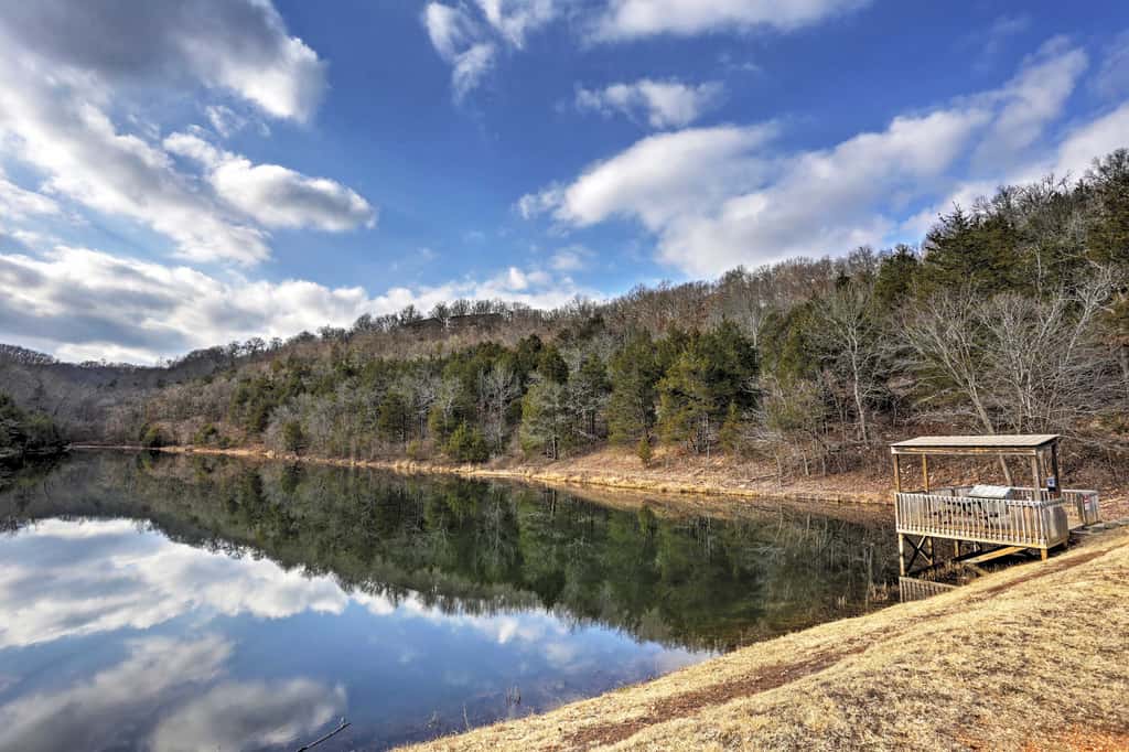 Branson Condo w/ Views: 2 Mi to Silver Dollar City