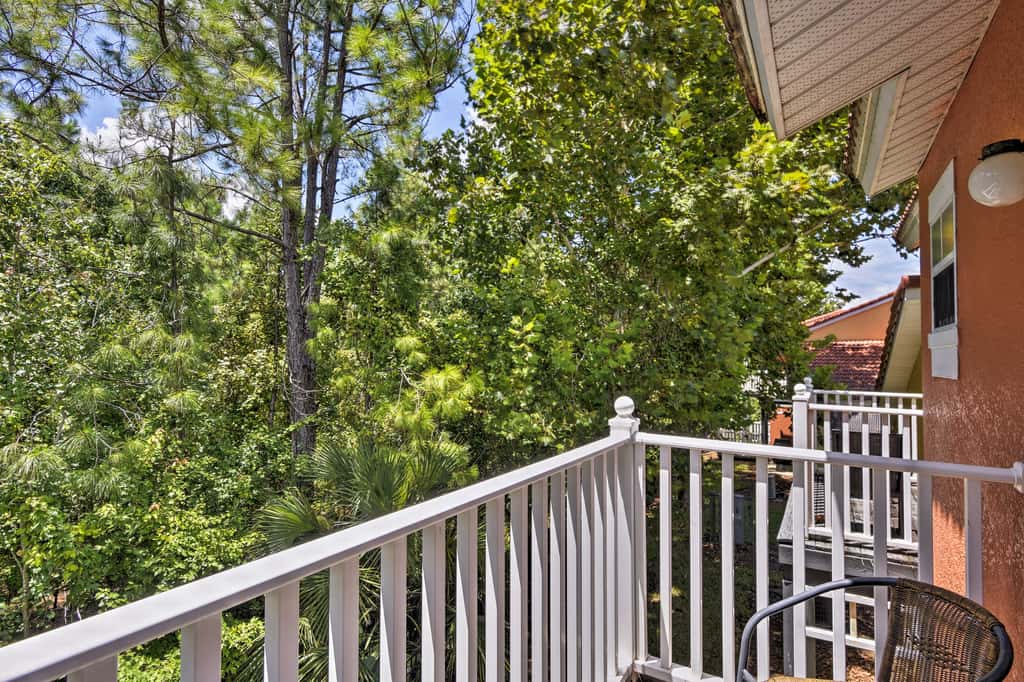 5 Mi to Disney: Emerald Island Resort Condo!