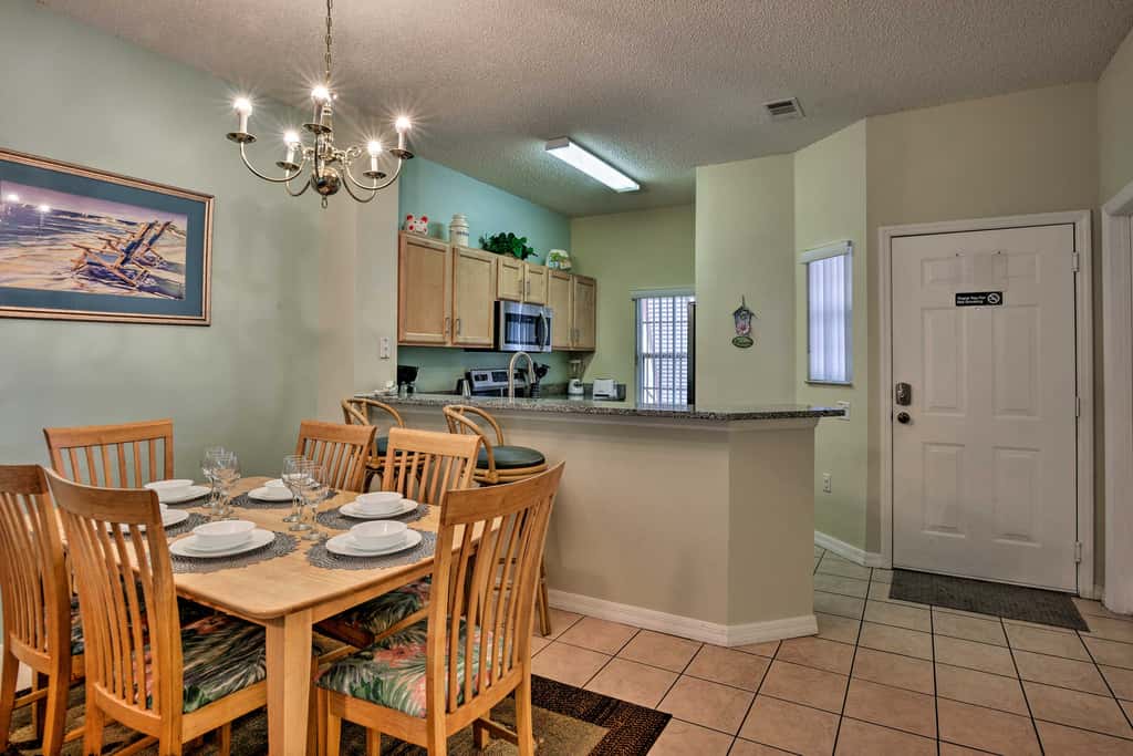 5 Mi to Disney: Emerald Island Resort Condo!