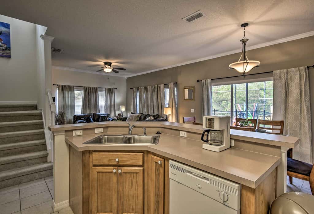 4 Mi to Animal Kingdom: Gem w/ Pool in Kissimmee
