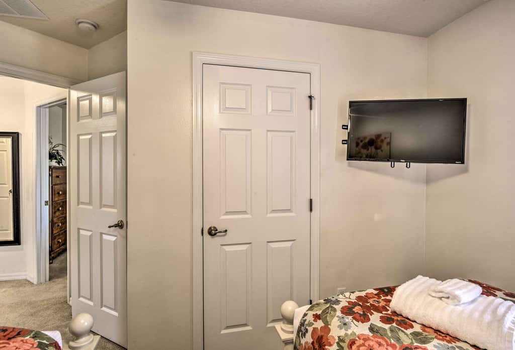 4 Mi to Animal Kingdom: Gem w/ Pool in Kissimmee