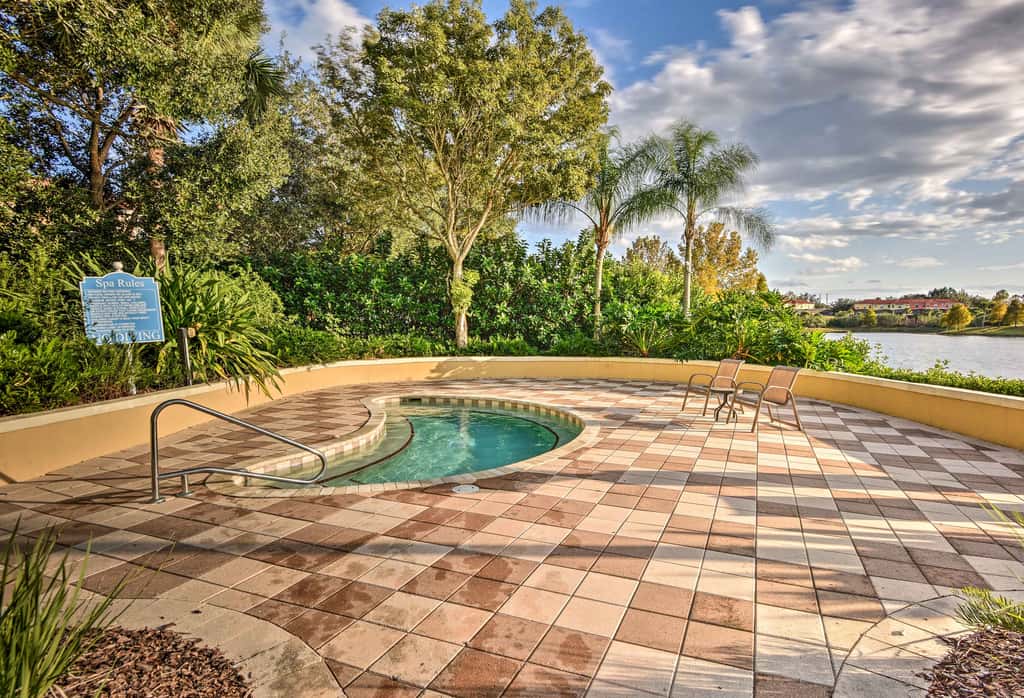 4 Mi to Animal Kingdom: Gem w/ Pool in Kissimmee