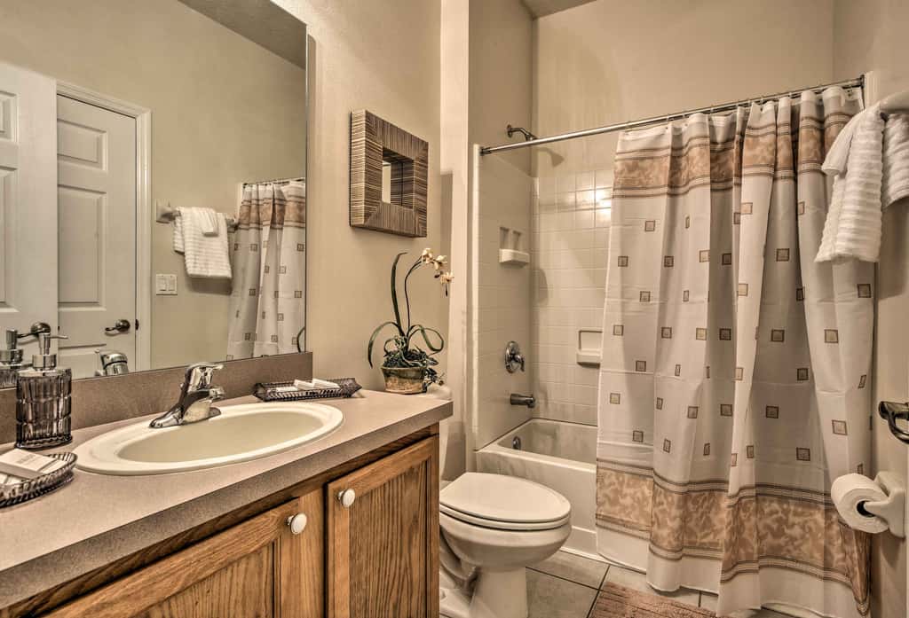 4 Mi to Animal Kingdom: Gem w/ Pool in Kissimmee